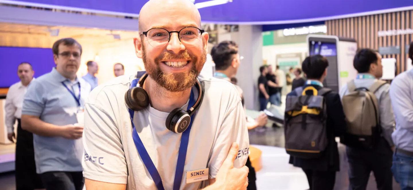 Johannes Ruf beim Interview auf der Intersolar.
