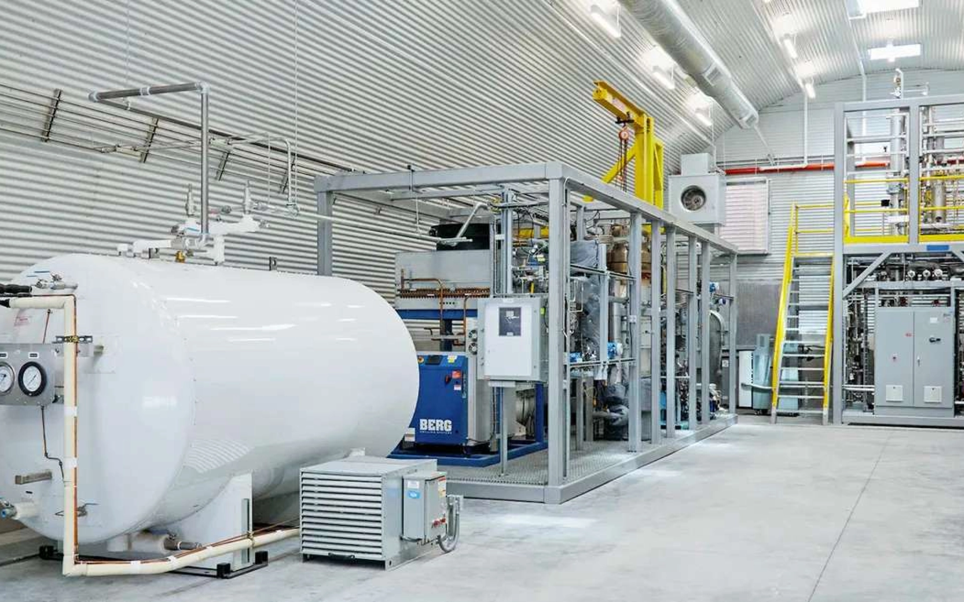 CO2-Anlage zur Herstellung von Alkohol, um daraus Parfüm, Alkohol und synthetische Kraftstoffe zu machen..
