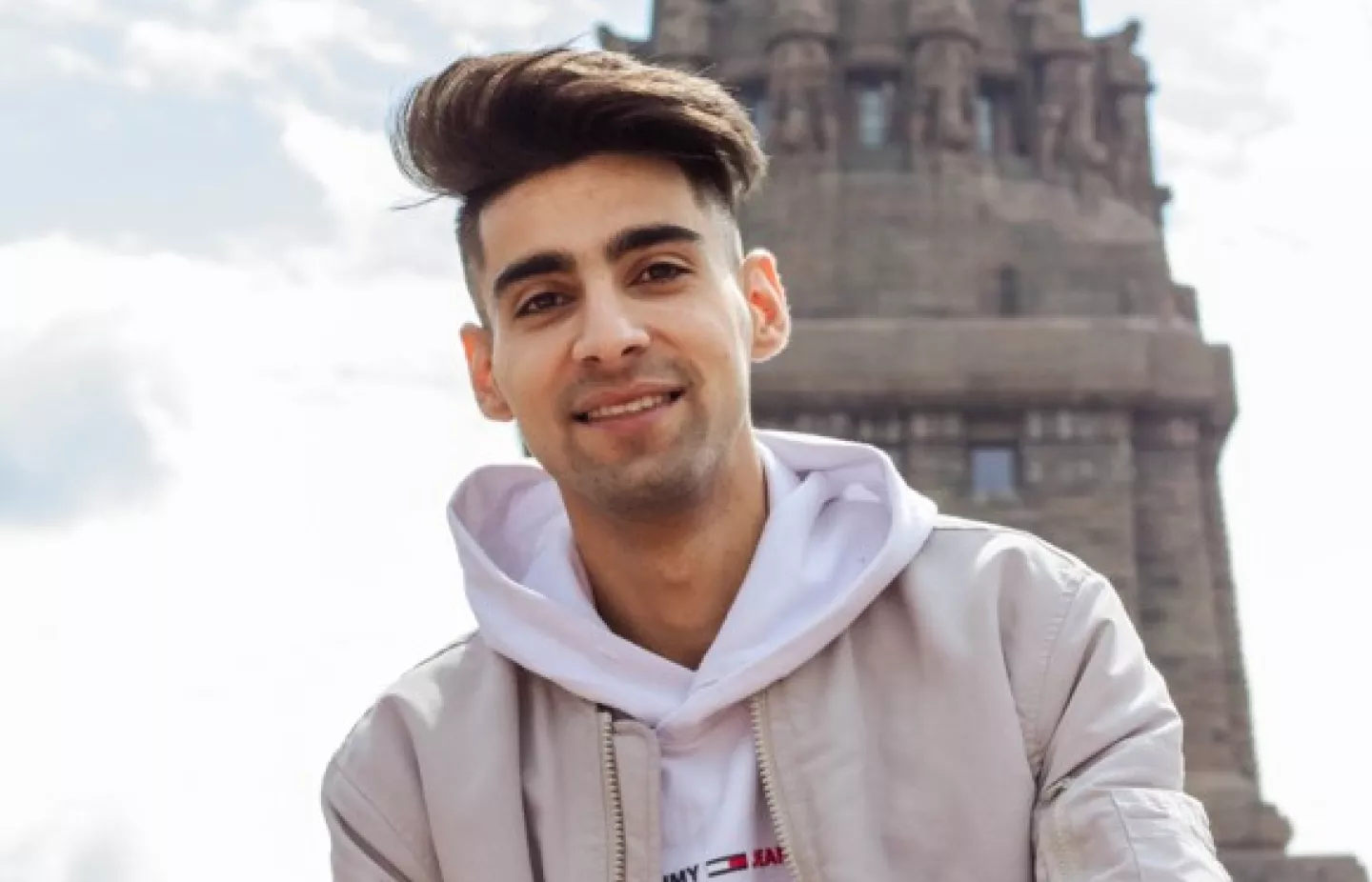 Shabab Khan Ahmadzai – Auszubildender zum Kaufmann für Büromanagement bei SENEC