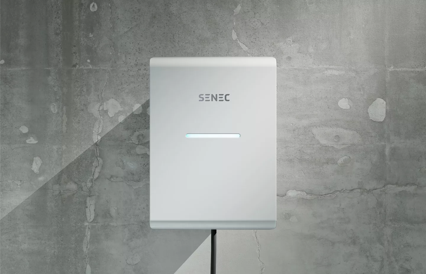 SENEC.Wallbox pro s an Betonwand
