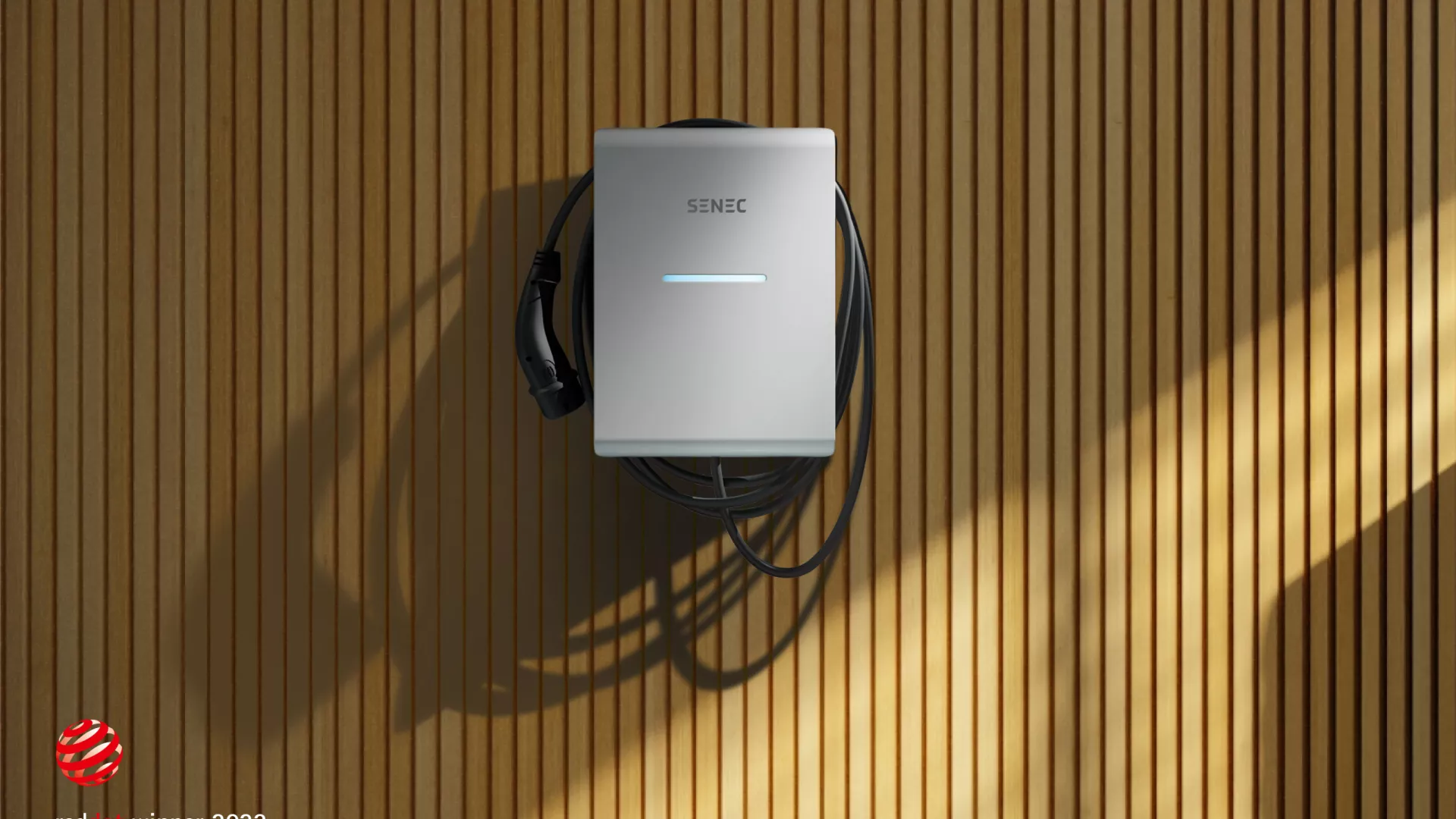 SENEC.Wallbox pro s mit reddot Logo