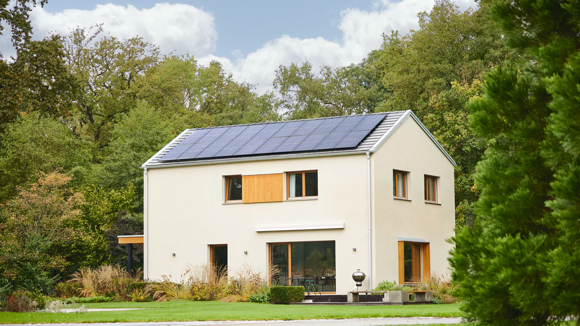 Haus mit Photovoltaikanlage