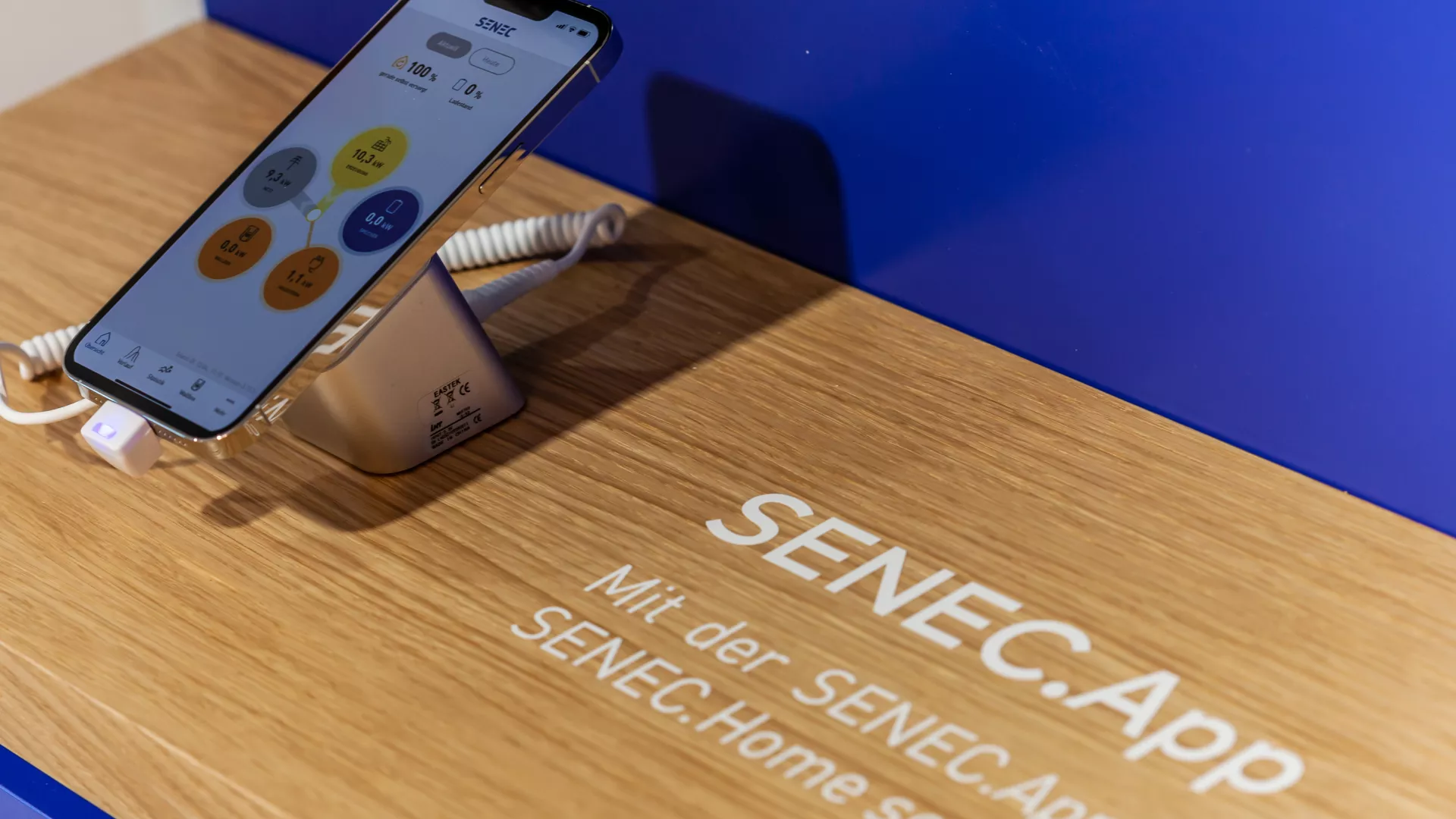 SENEC.App auf Messestand