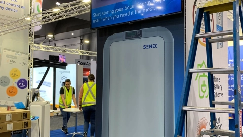 SENEC exhibition stand build-up part 1