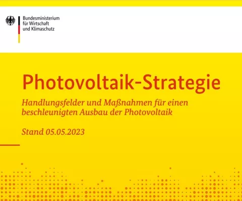 Das Cover des Strategie-Papiers zu Photovoltaik-Strategie der Bundesregierung.